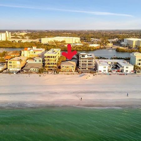 Stones Throw Beachside Bungalow #1 On The Beach Clearwater Beach Bagian luar foto